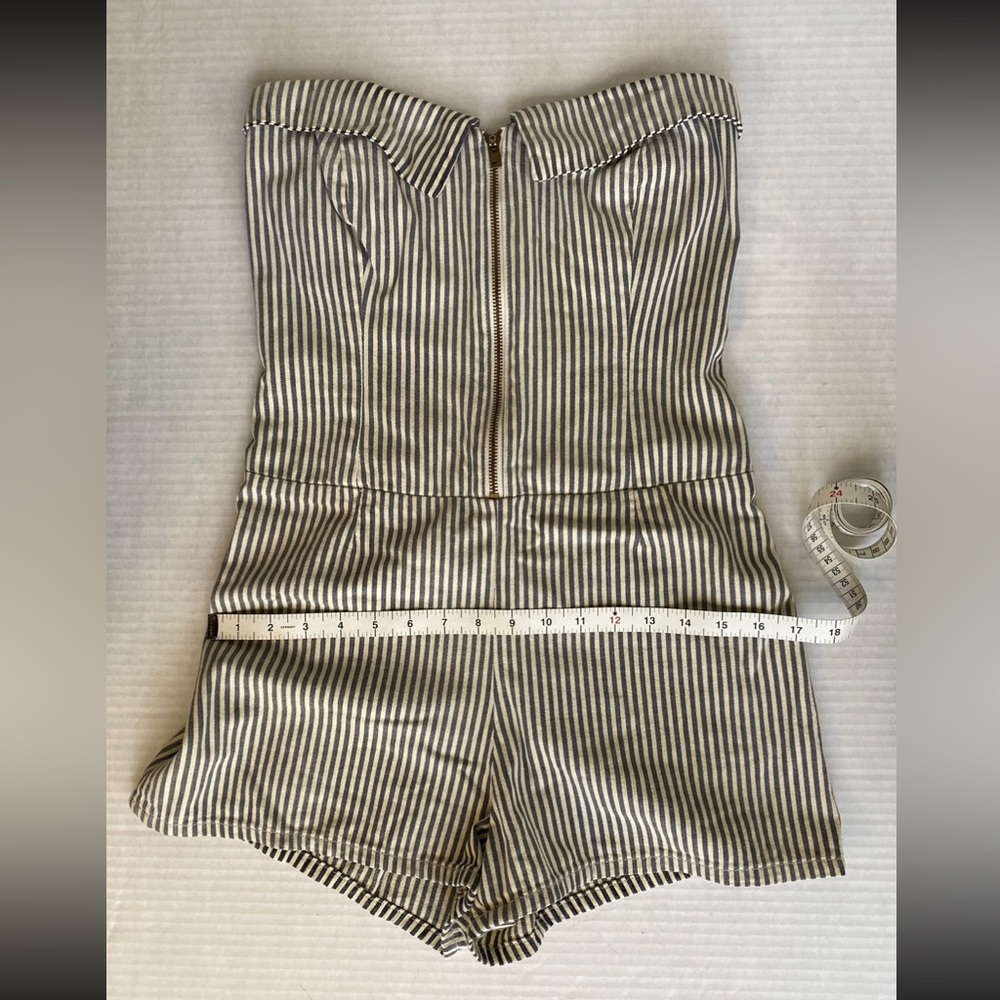 Current Elliot Carnival Stripe 50’s Bathing Romper Size 2 - Picture 9 of 15